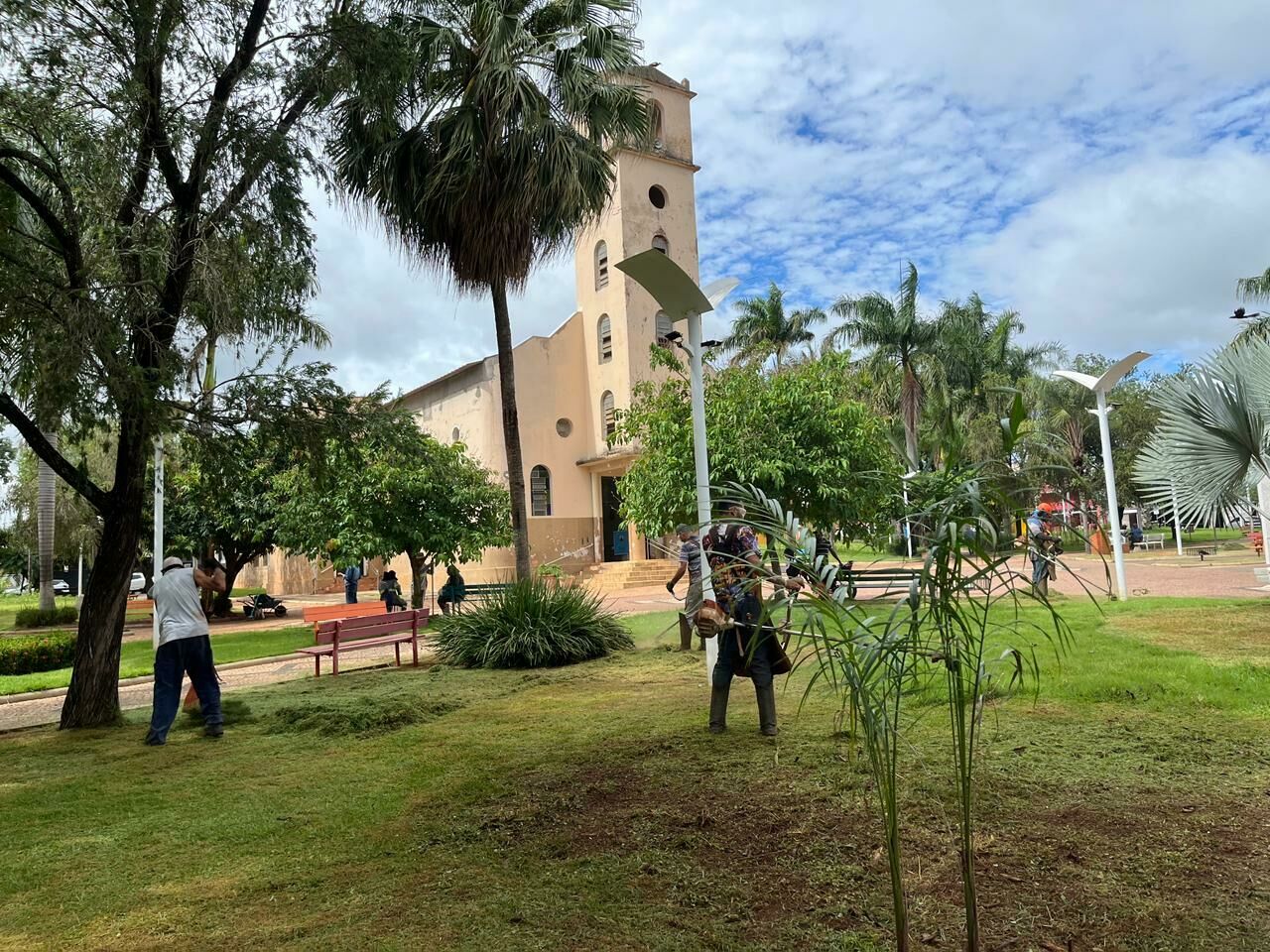 Imagem de compartilhamento para o artigo Prefeitura de Cassilândia inicia preparativos para o Natal Encantado da MS Todo dia